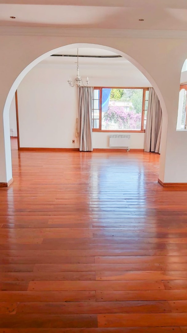 Casa ELEGANTE CASA EN ALQUILER EN CALACOTO - IDEAL PARA EMBAJADAS Foto 9