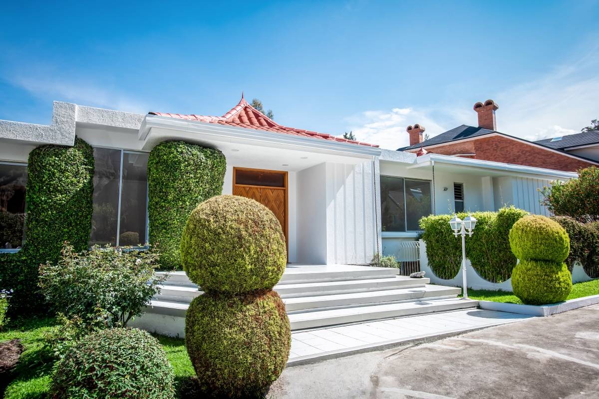 Casa en VentaACHUMANI, URB. ALEMANA 4 dormitorios 6 baños 4 parqueos Foto 3