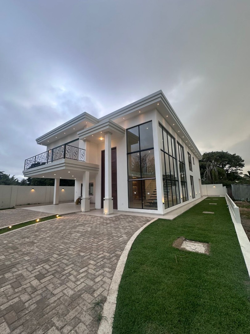 En Venta a $us 360,000 Foto 7