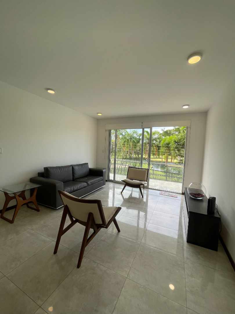 Departamento en AlquilerAV. IBERICA - CONDOMINIO LAS PALMAS GOLF VIEW 2 dormitorios 2 baños  Foto 2