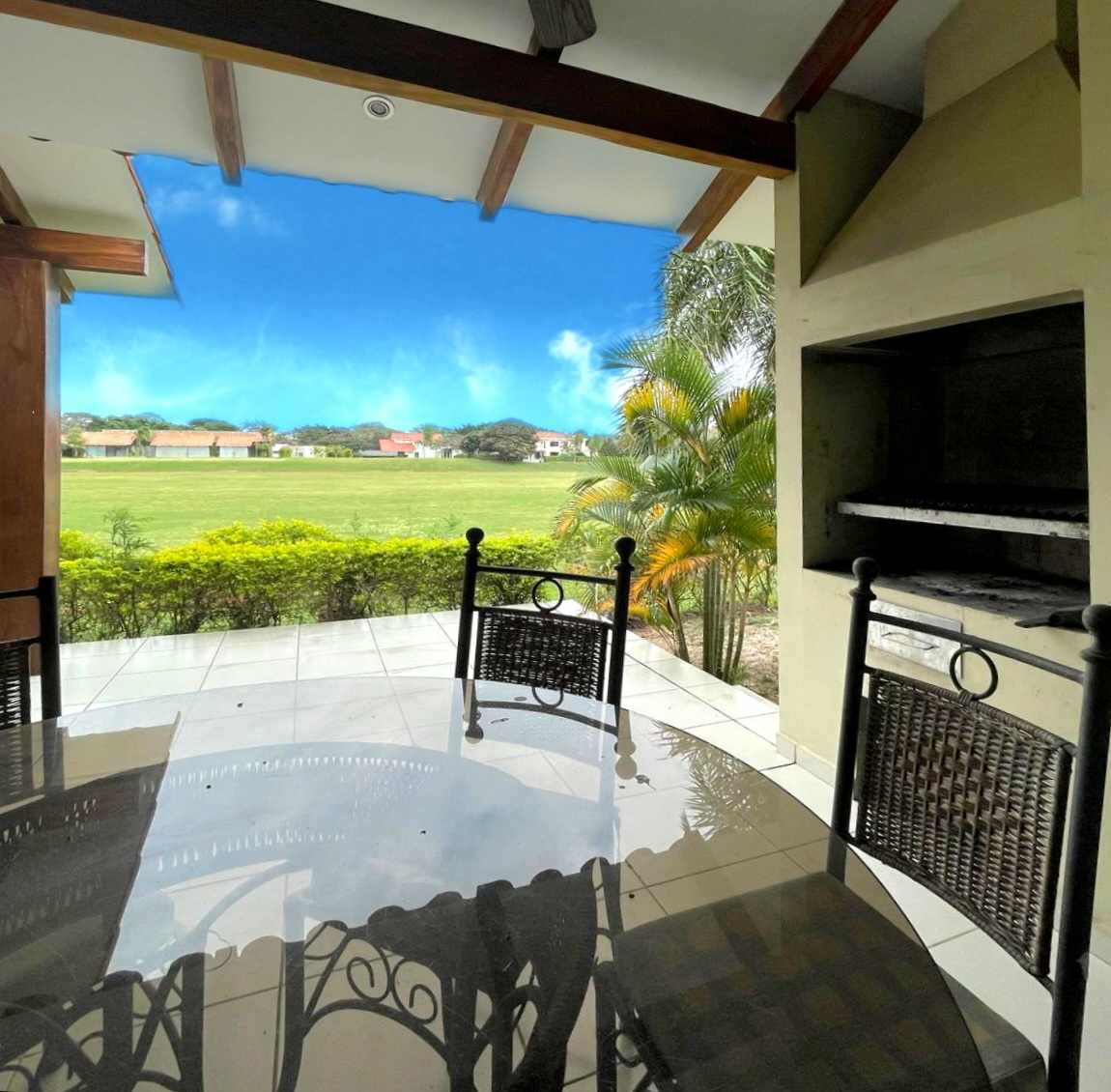 Casa en VentaZona Norte
Condominio Polo Country 5 dormitorios 6 baños 4 parqueos Foto 12
