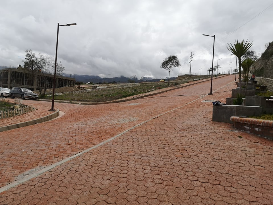 Terreno en Los Pinos en La Paz    Foto 5