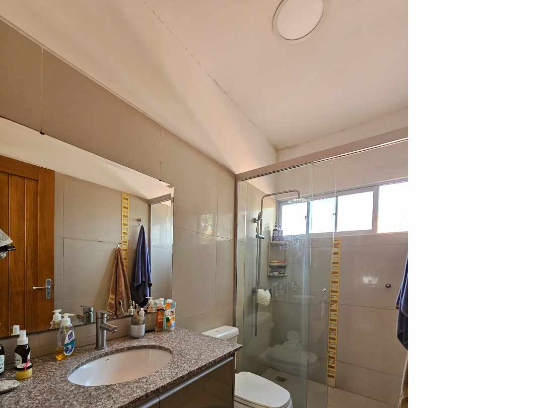 Casa Condominio Florencia
Hermosa casa Remodelada
ZONA NORTE Foto 38