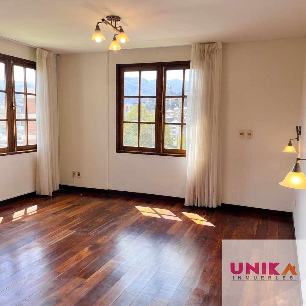 Casa en Alquiler🏡 AMPLIA Y HERMOSA CASA EN ALQUILER, AUQUISAMAÑA.  3 dormitorios 3 baños 3 parqueos Foto 12