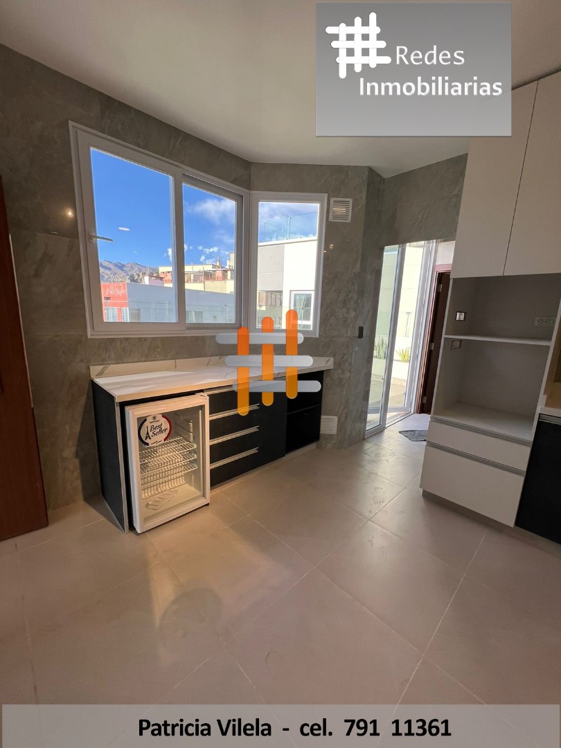 Departamento en AnticréticoANTICRETICO DEPARTAMENTO  PENT HOUSE DUPLEX EN CALACOTO  3 dormitorios 5 baños 2 parqueos Foto 15