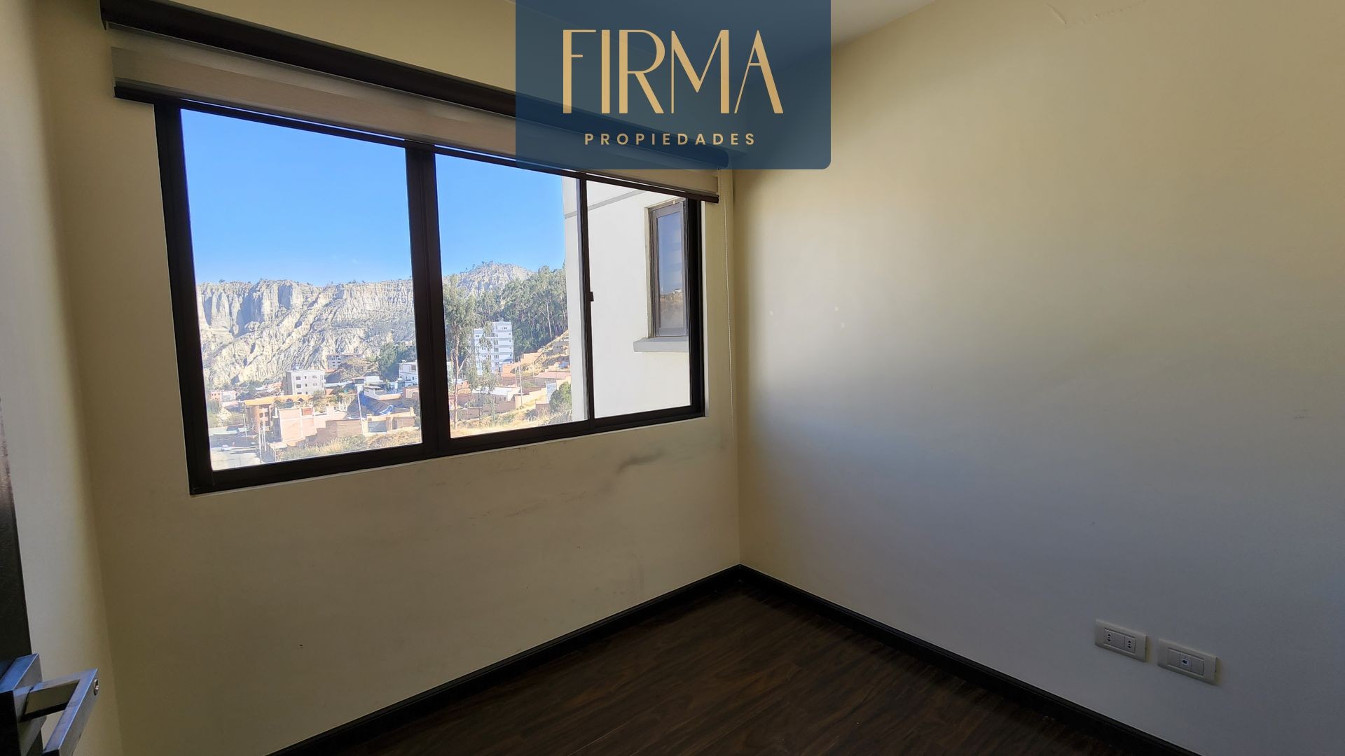 Departamento en Achumani en La Paz 3 dormitorios 4 baños 1 parqueos Foto 17