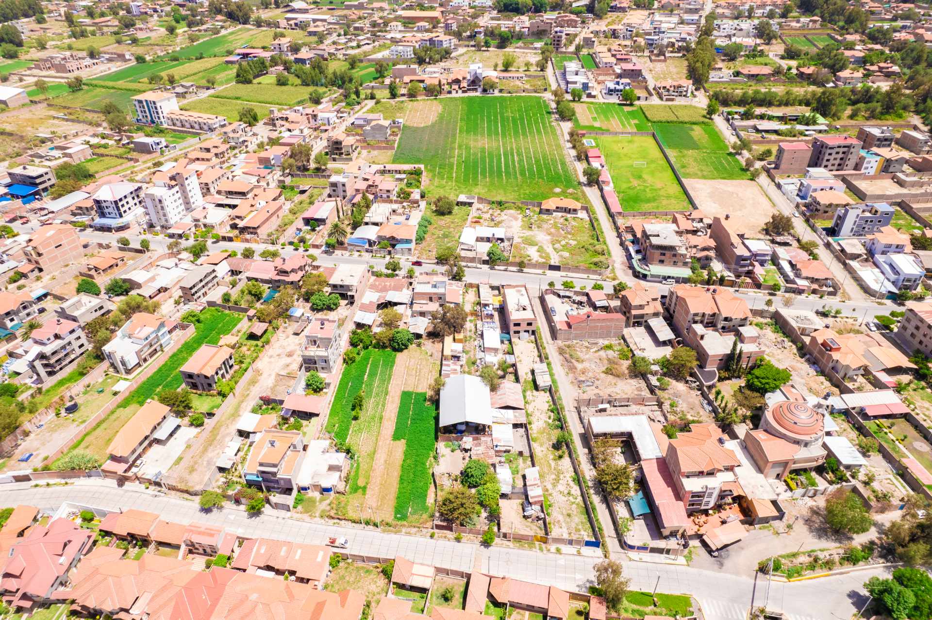 Terreno en VentaSobre la avenida Juan Manuel Villavicencio    Foto 2