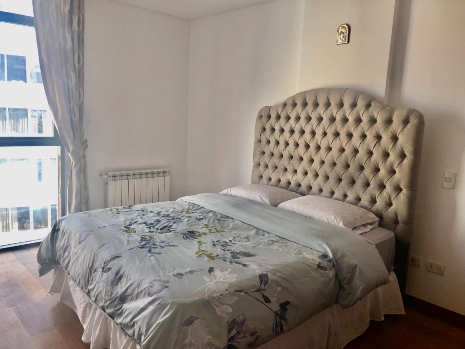 Departamento en Alquiler
CALACOTO AMOBLADO Y EQUIPADO 2 dormitorios 2 baños 1 parqueos Foto 7