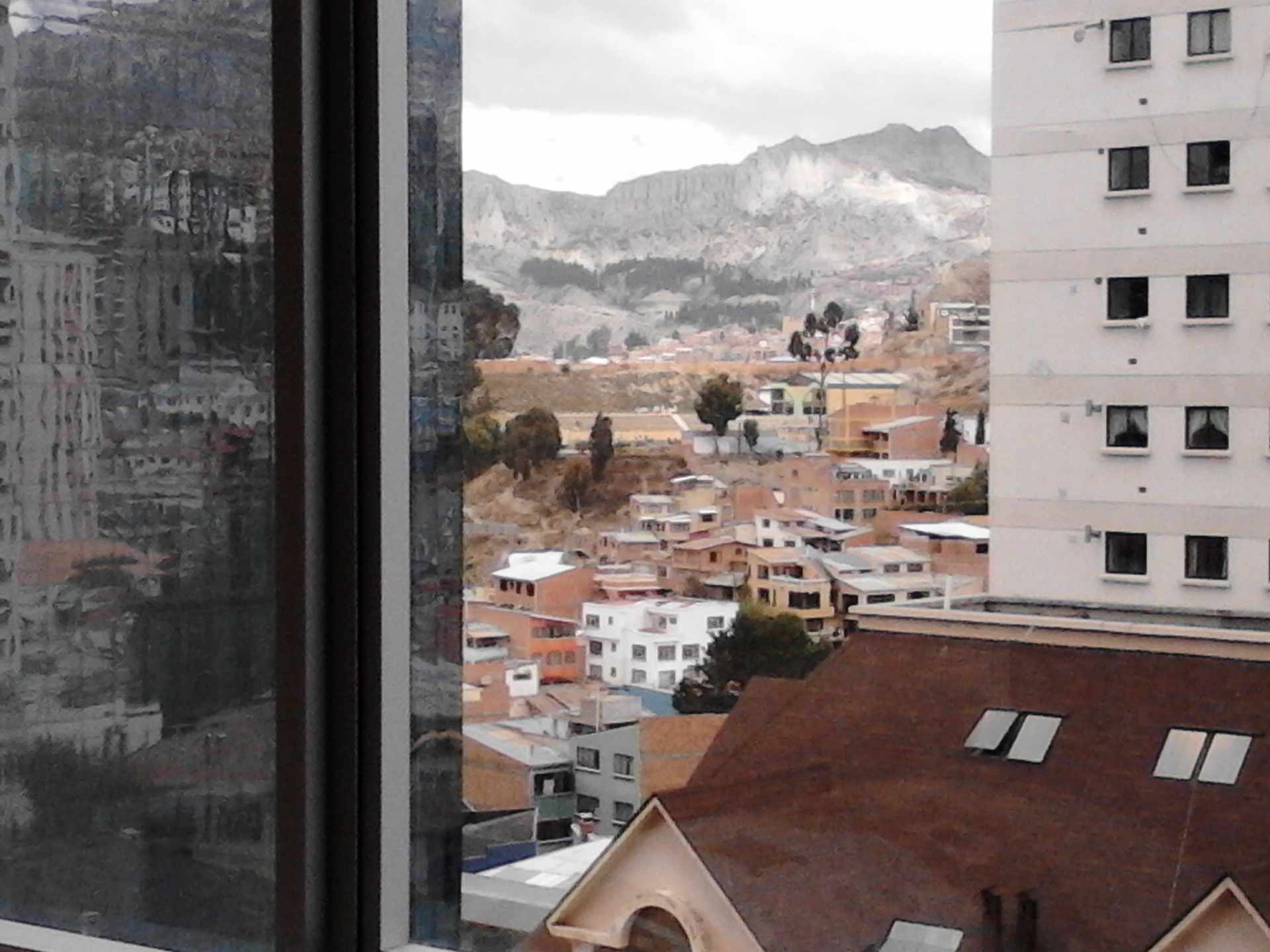 En Alquiler a $us 650 Foto 11