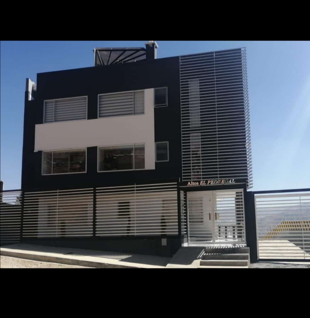 Departamento en El Pedregal en La Paz 1 dormitorios 1 baños  Foto 3