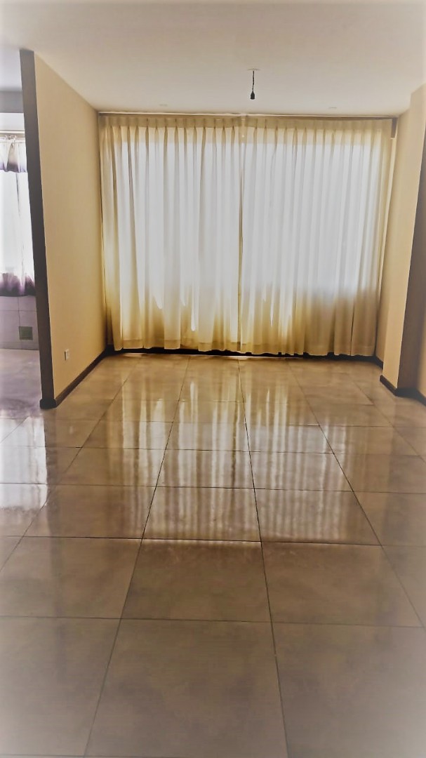 Departamento en Sarco en Cochabamba 2 dormitorios 2 baños 1 parqueos Foto 13
