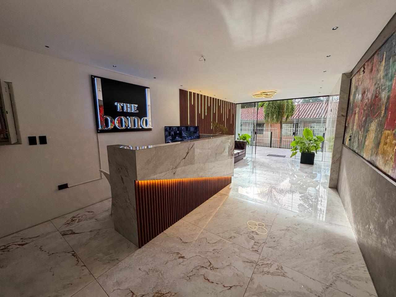 Departamento en Venta5to y 6to Anillo entre Banzer y Beni 2 dormitorios 2 baños  Foto 1