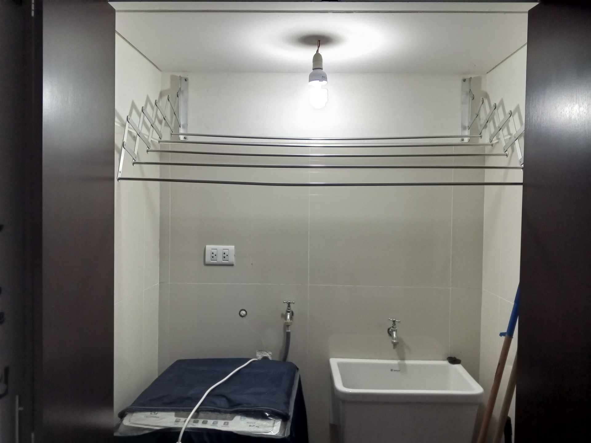 Departamento en Alquiler[EDIFICIO MONTE CASTELO| AV. ALEMANA 3ER. Y 4TO. ANILLO] ALQUILER AMOBLADO DPTO. 1 DORMITORIO PET FRIENDLY SIN PARQUEO CERCA DE COLEGIO SAINT GEORGE 1 dormitorios 1 baños  Foto 4