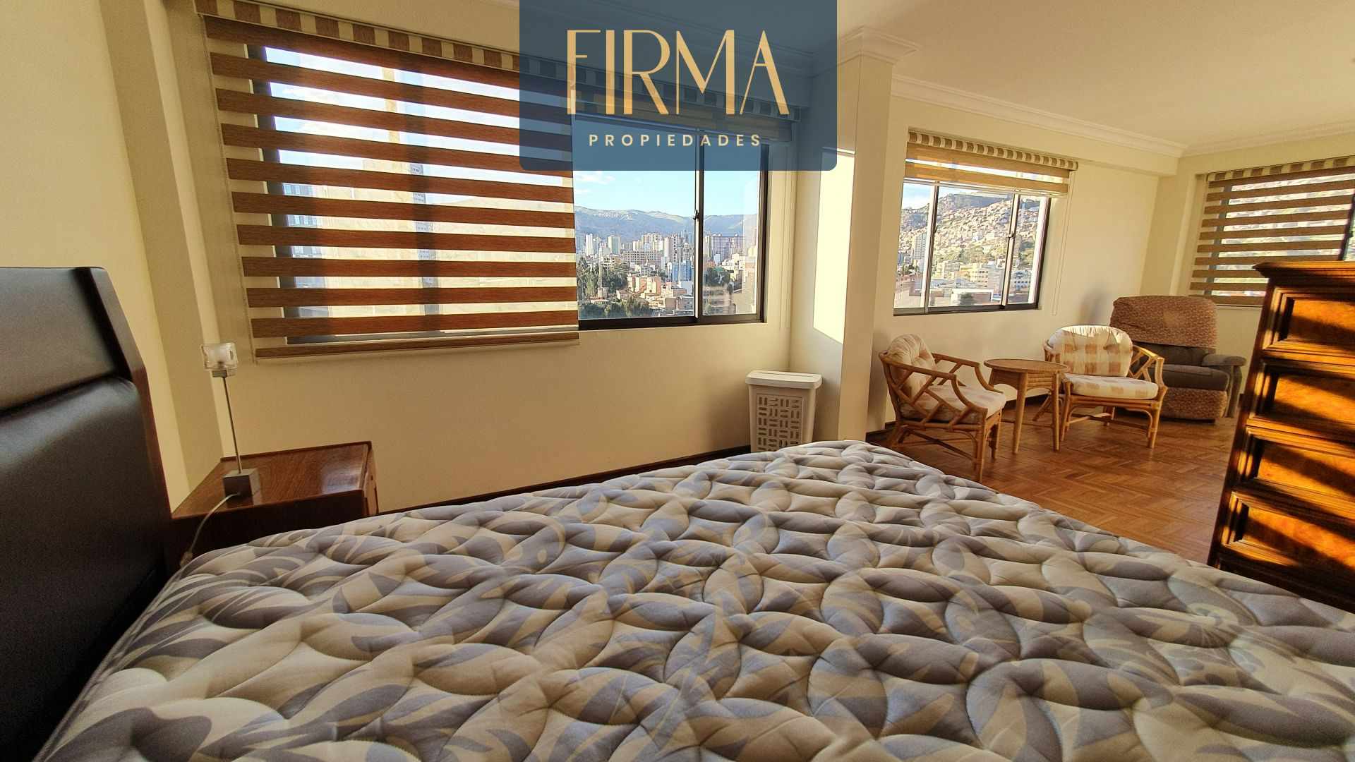 Departamento en Alquiler✨ALQUILA ESTE SOLEADO Y AMPLIO DEPARTAMENTO EN SAN JORGE, AV. ARCE✨ 2 dormitorios 2 baños 1 parqueos Foto 6