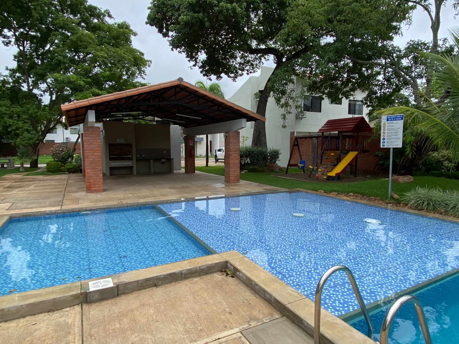 Condominio Las Palmeras 2. Km 8 Carretera al Norte entrando por Mainter