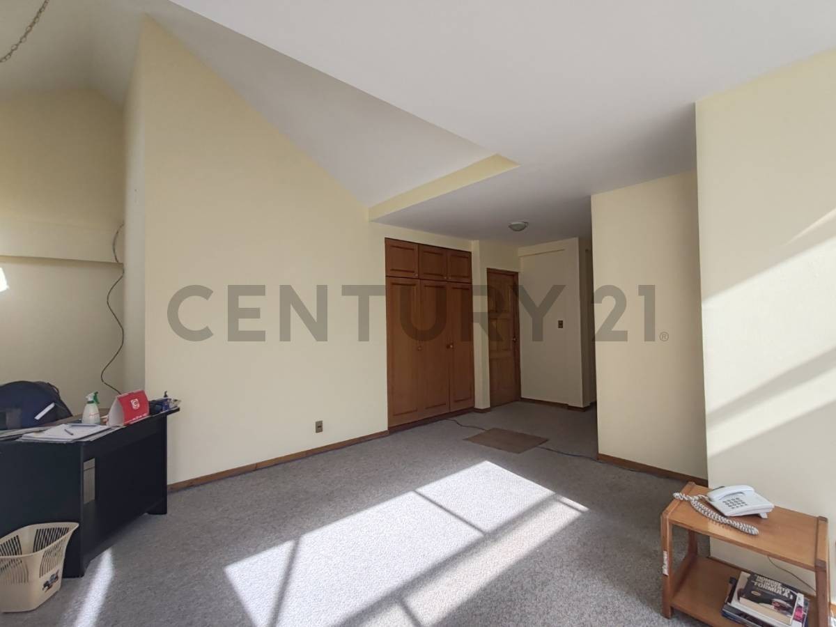 Casa en VentaACHUMANI CONDOMINIO LAS VILLAS 4 dormitorios 5 baños 1 parqueos Foto 27