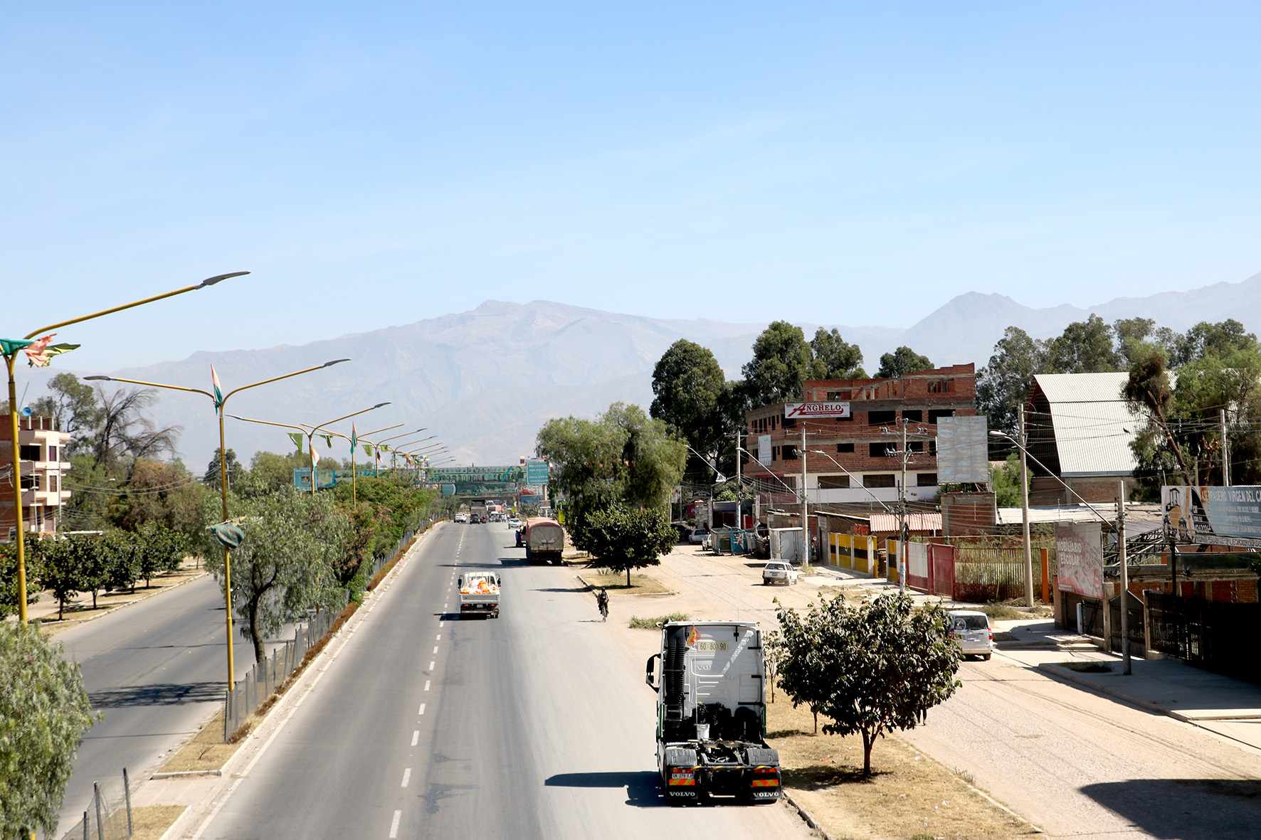 Galpón en AlquilerAv. Blanco Galindo Km 11.5 Foto 7