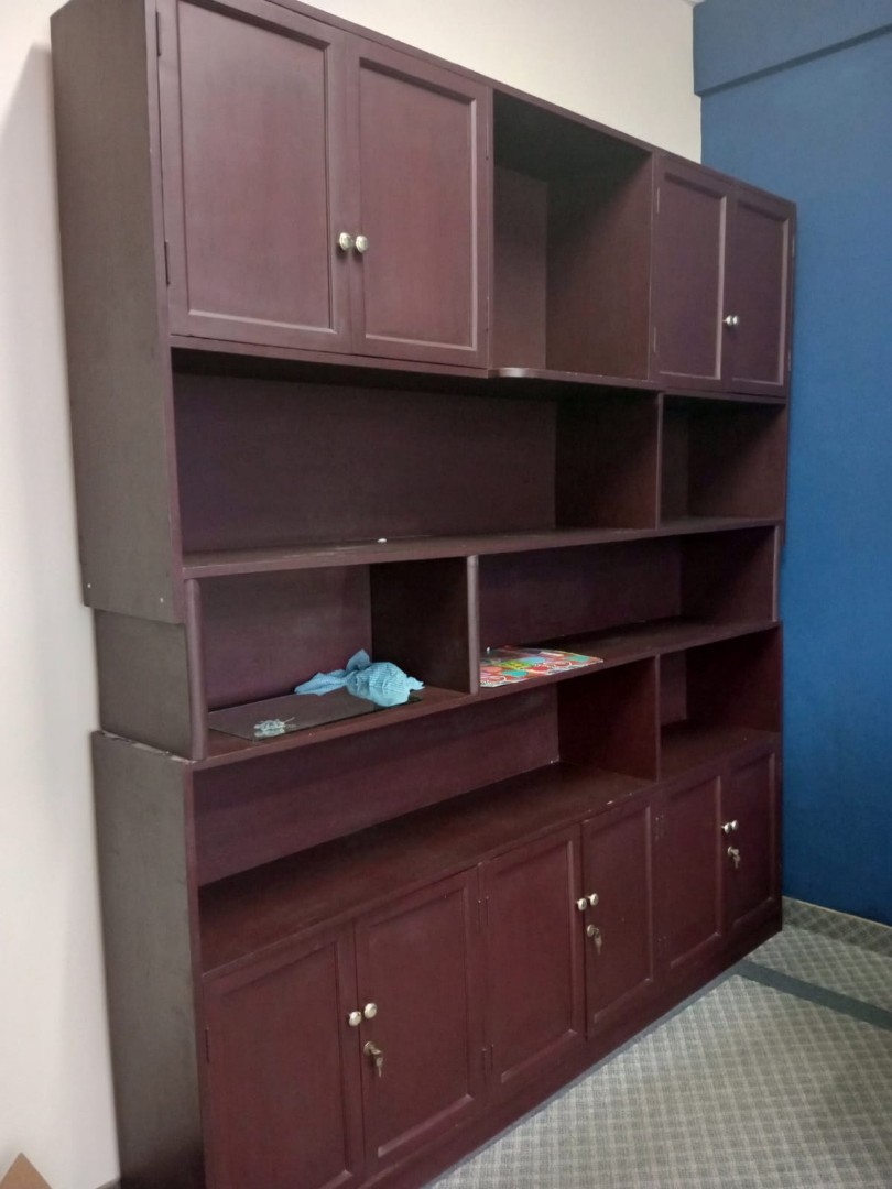 Oficina en Anticrético$US.10.000.- ANTICRETICO OFICINA + BAÑO SUP. 32M2 AV. AYACUCHO Y HEROINAS CORREO Foto 2