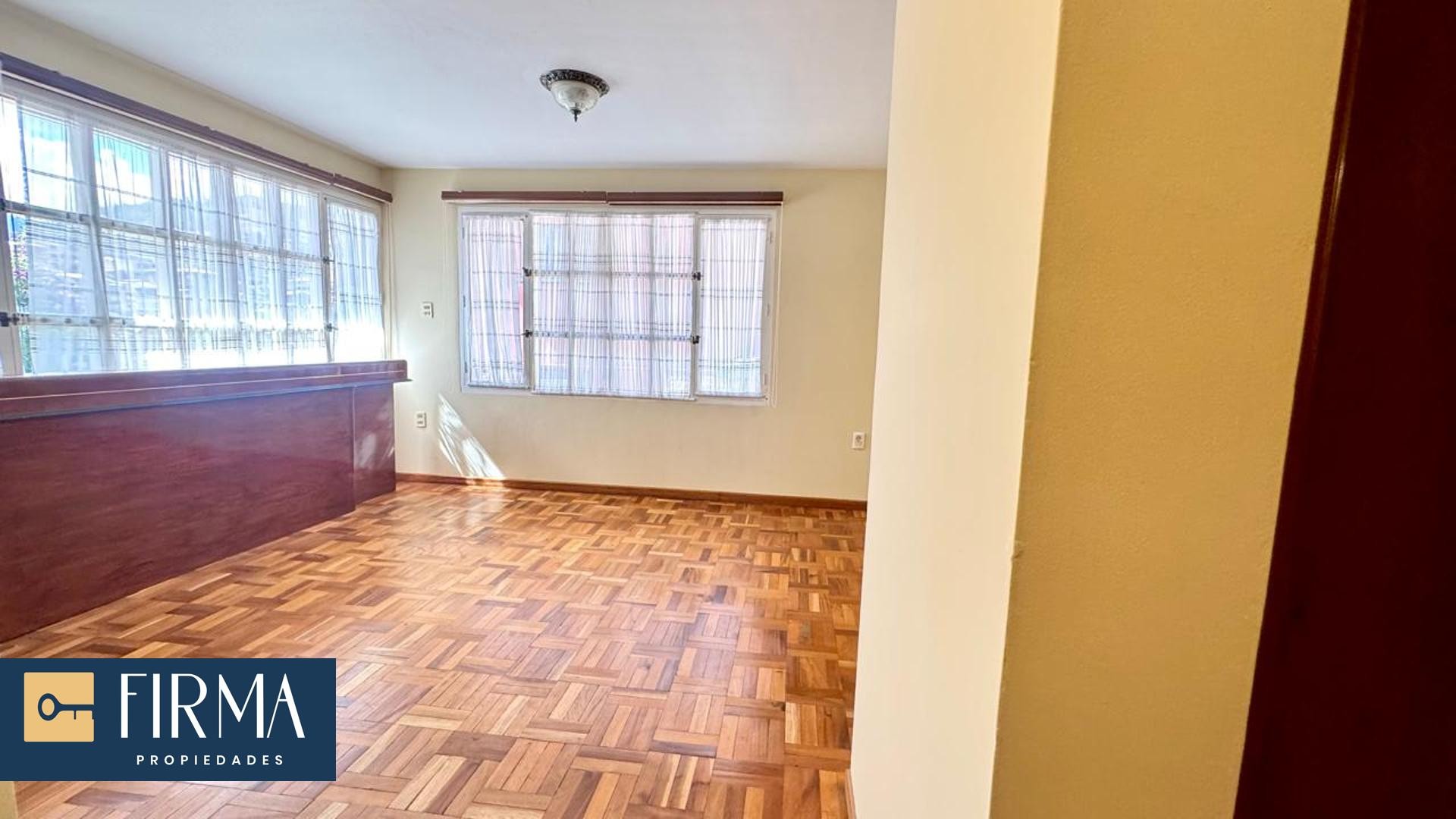 Casa en AlquilerCASA EN ALQUILER EN ACHUMANI - MESETA 4 dormitorios 4 baños 3 parqueos Foto 11