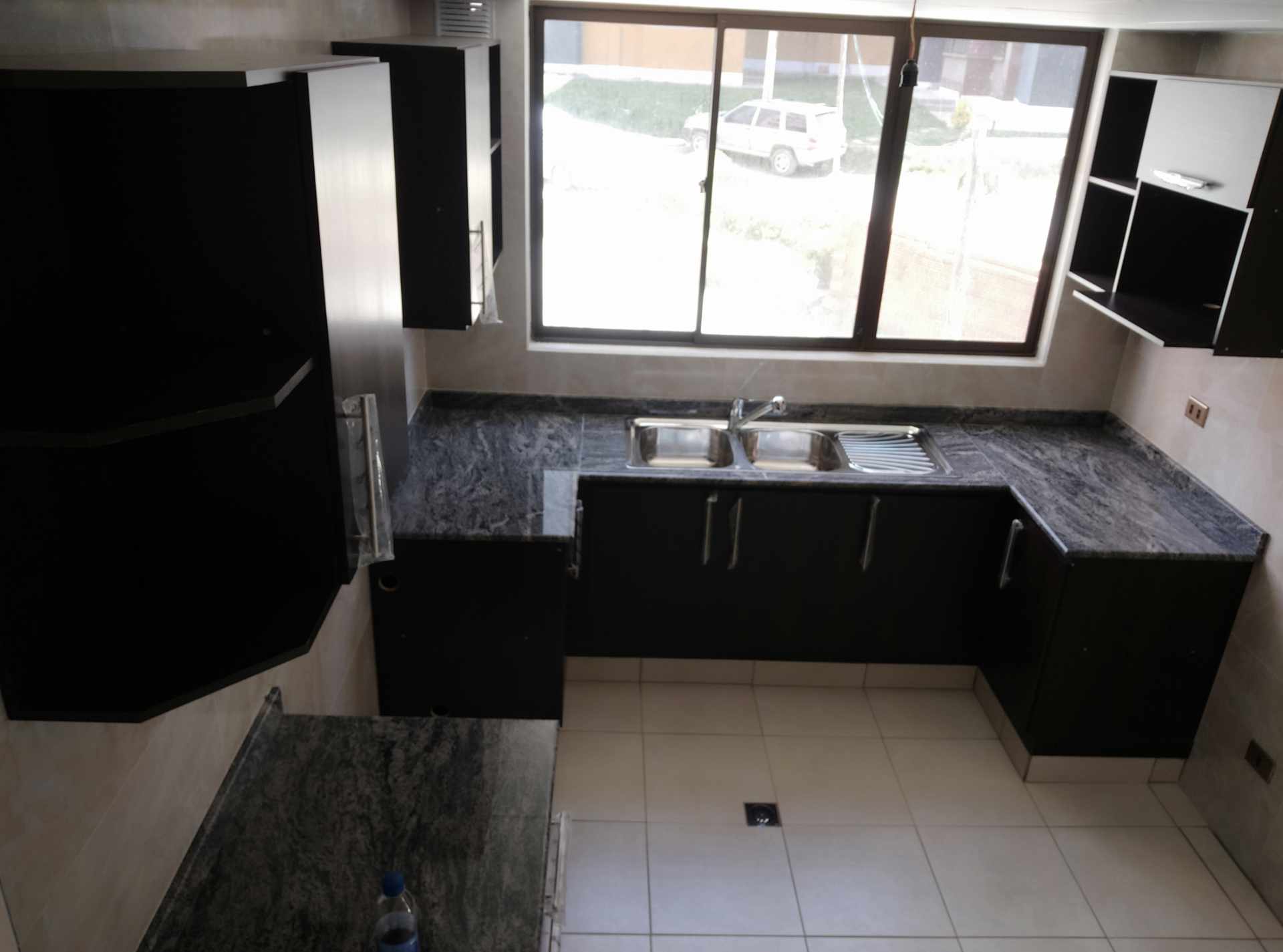 Departamento en Los Pinos en La Paz 3 dormitorios 5 baños 1 parqueos Foto 4