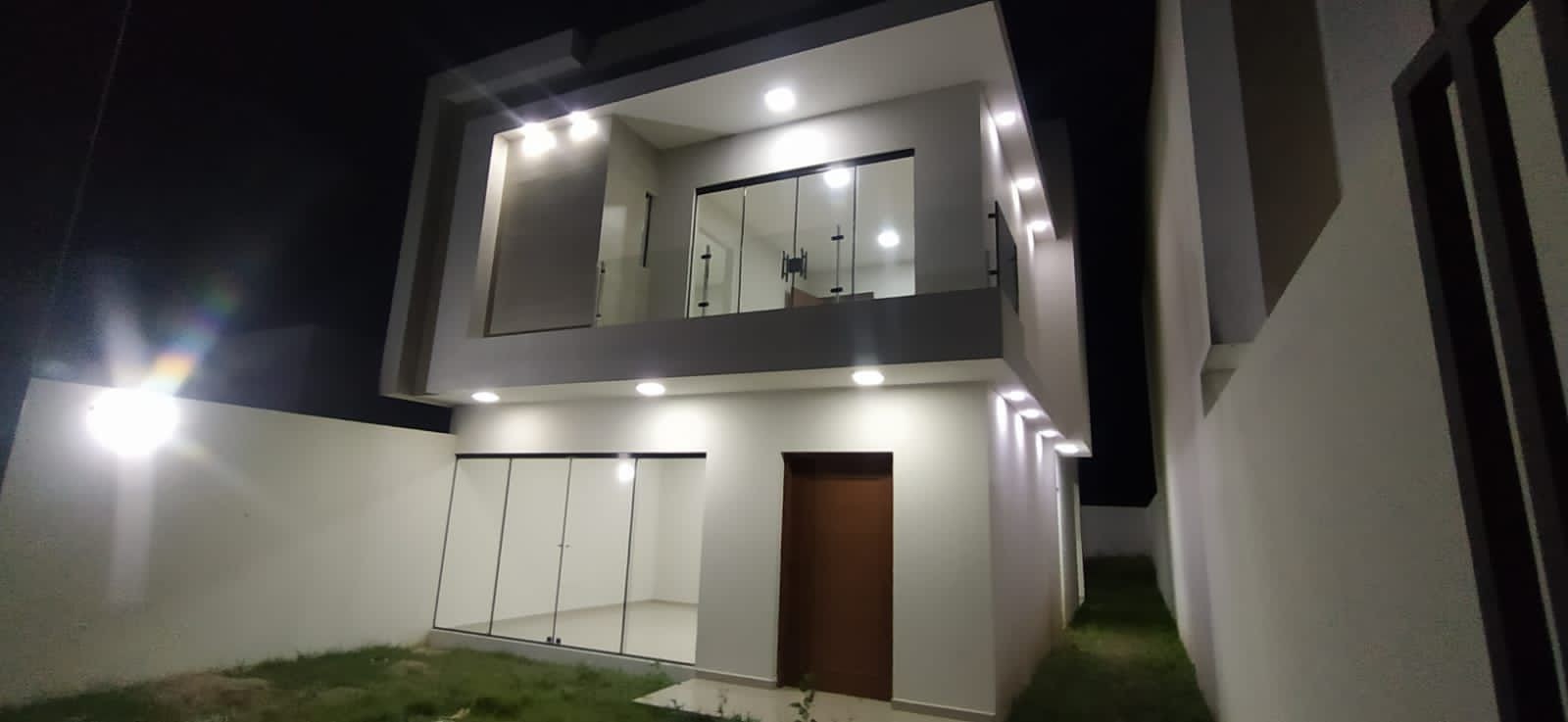 Casa en Carretera Norte en Santa Cruz de la Sierra 3 dormitorios 3 baños 2 parqueos Foto 1