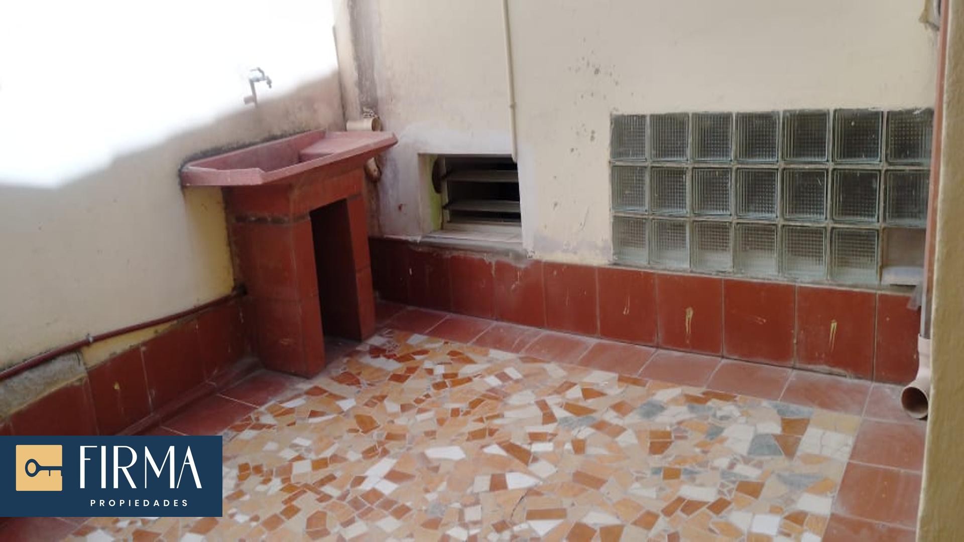 Casa en AlquilerCASA EN ALQUILER, OBRAJES 5 dormitorios 3 baños 1 parqueos Foto 3