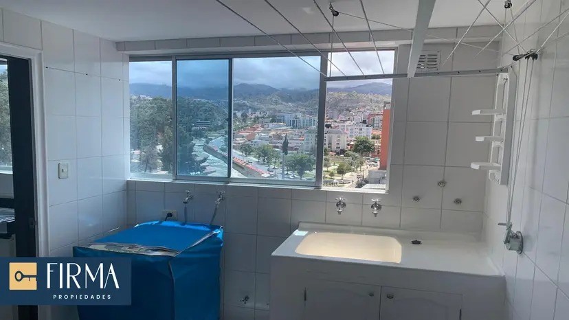 Departamento en Calacoto en La Paz 3 dormitorios 4 baños 1 parqueos Foto 7