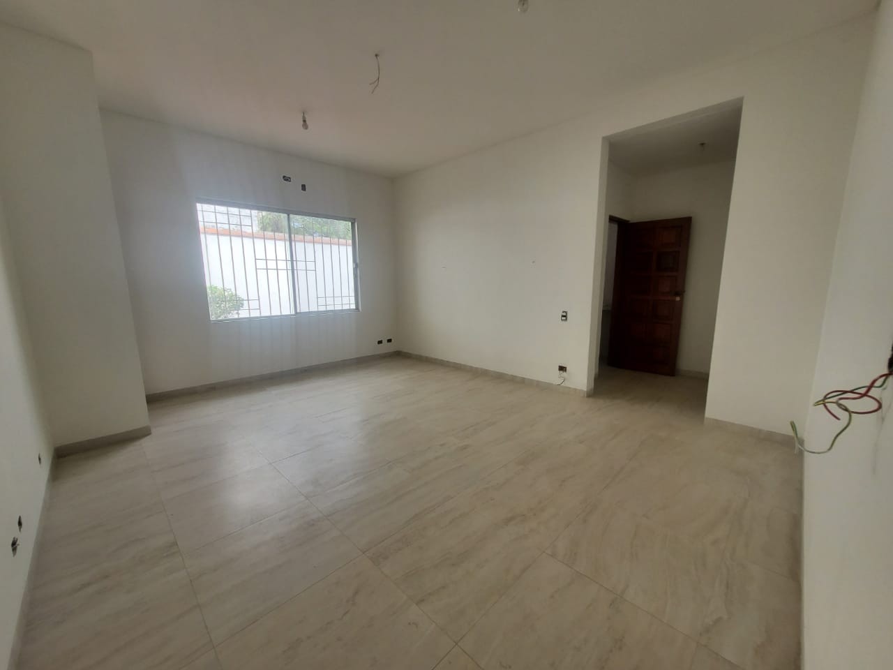 Casa en VentaAv. Las Américas Casa en venta o alquiler Foto 16