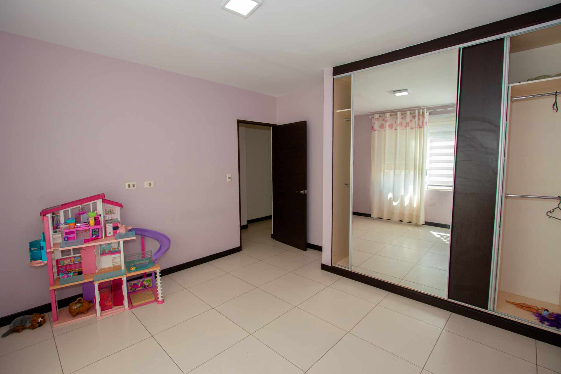 En Venta a $us 163,000 Foto 17