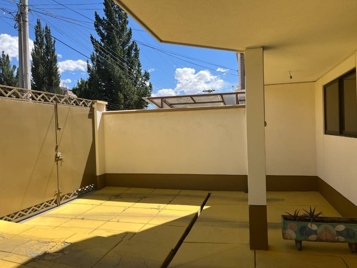 Departamento ACHUMANI, CALLE 20 Foto 12