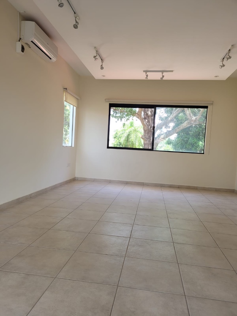 Casa en Alquiler6TO ANILLO ZONA NORTE CASA EN ALQUILER  6 dormitorios 7 baños 8 parqueos Foto 24
