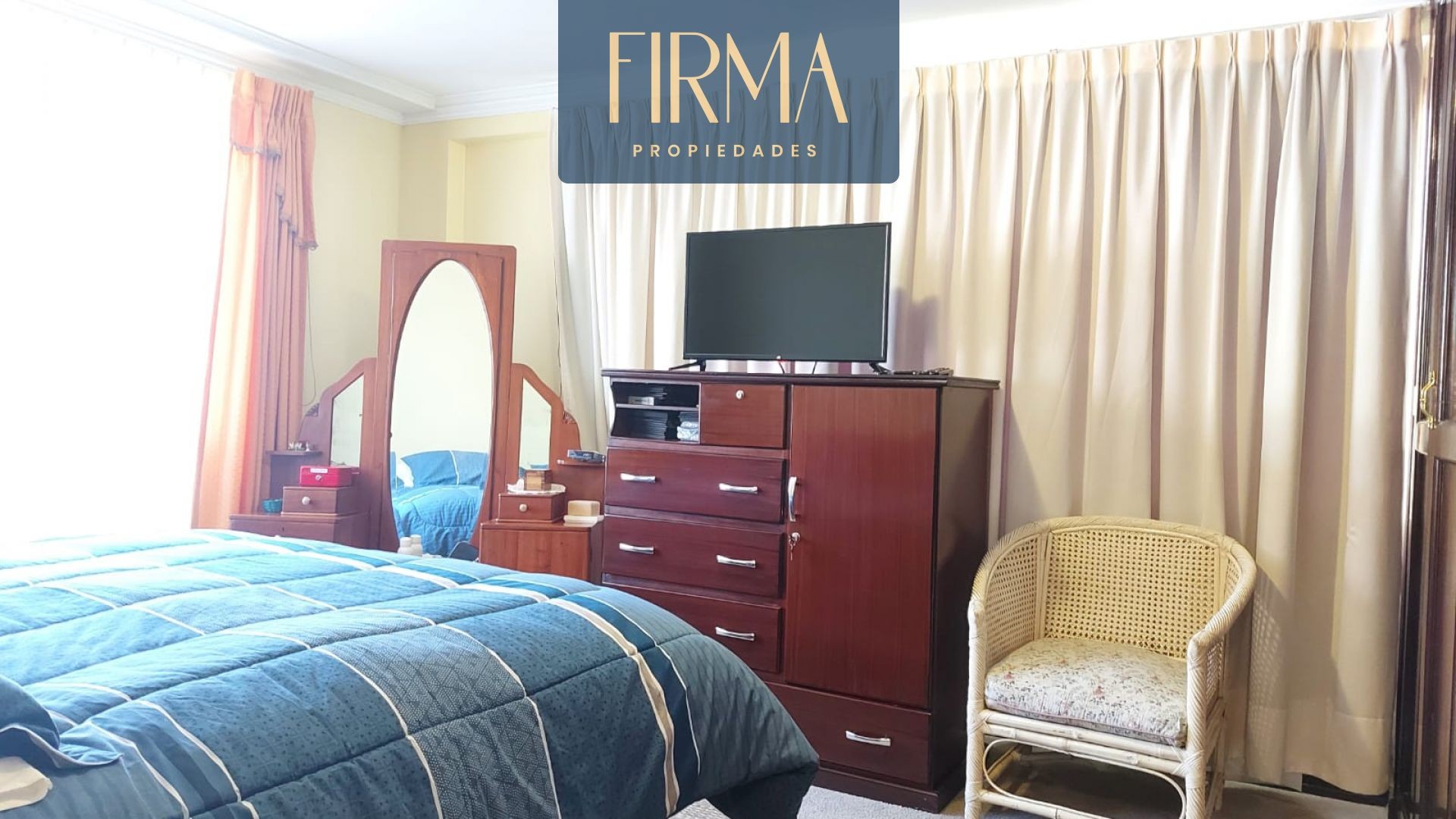 Departamento en Cota Cota en La Paz 4 dormitorios 3 baños 1 parqueos Foto 3