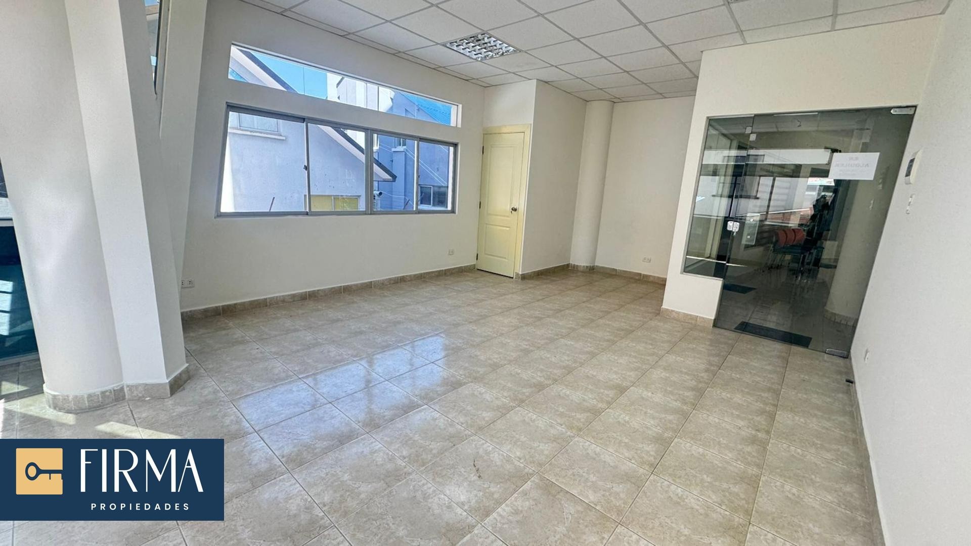 Oficina en AlquilerOFICINA EN ALQUILER, CALACOTO 3 dormitorios 5 baños 1 parqueos Foto 13