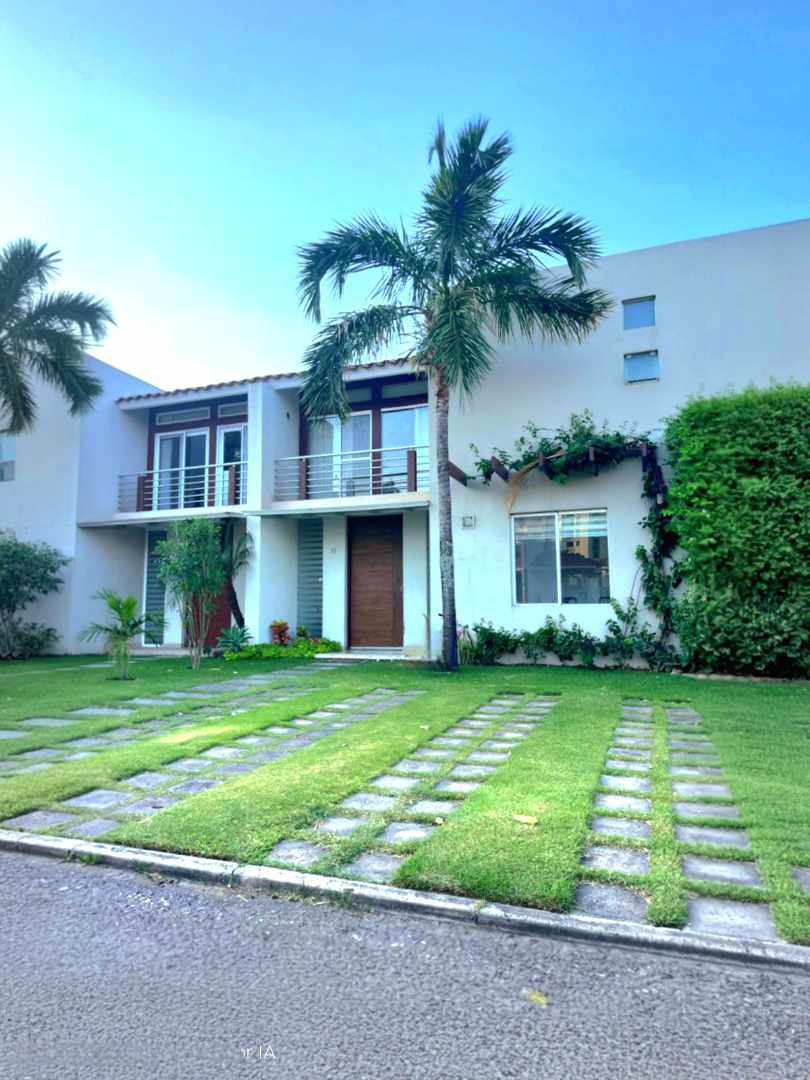 Casa Zona Norte
Condominio Villa Toscana Foto 15