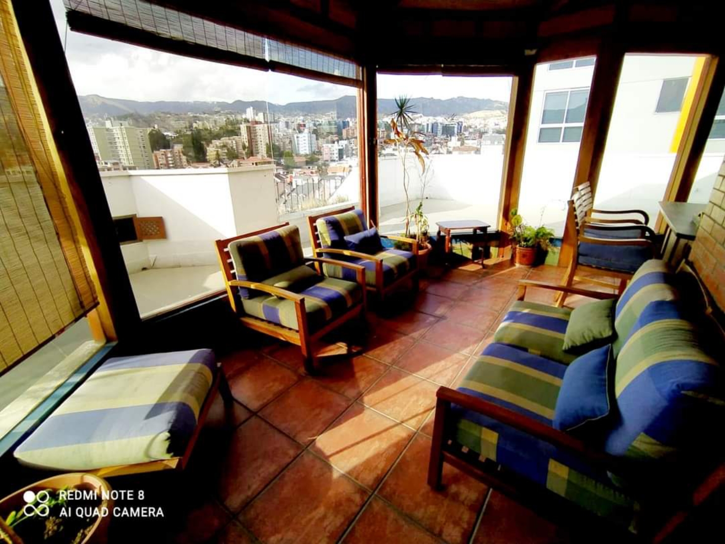 Departamento en Calacoto en La Paz 4 dormitorios 5 baños 2 parqueos Foto 3