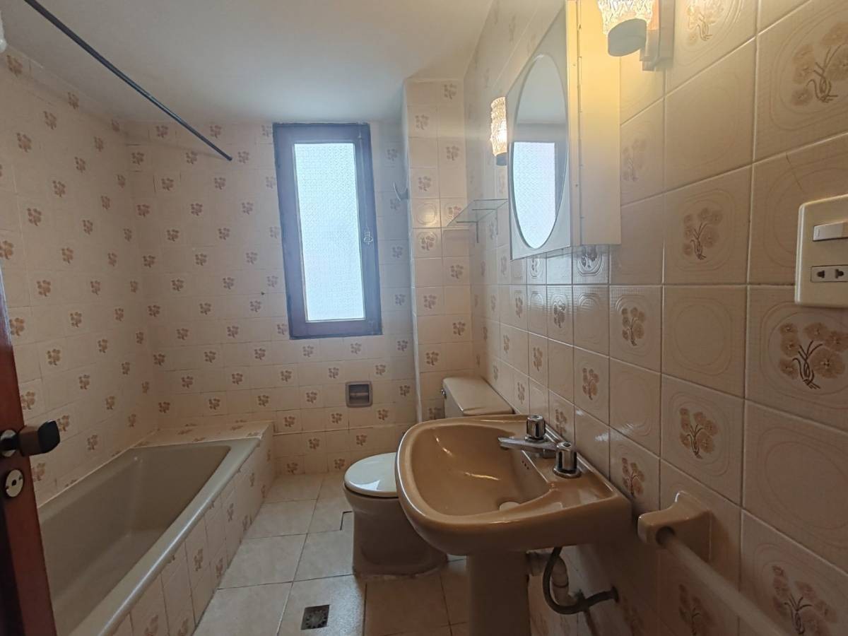 En Alquiler a Bs 4,250 Foto 14