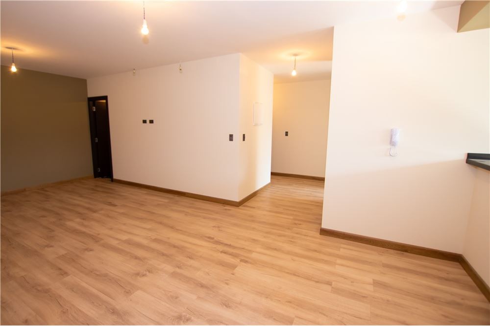 Departamento en Tiquipaya en Cochabamba 3 dormitorios 3 baños  Foto 6