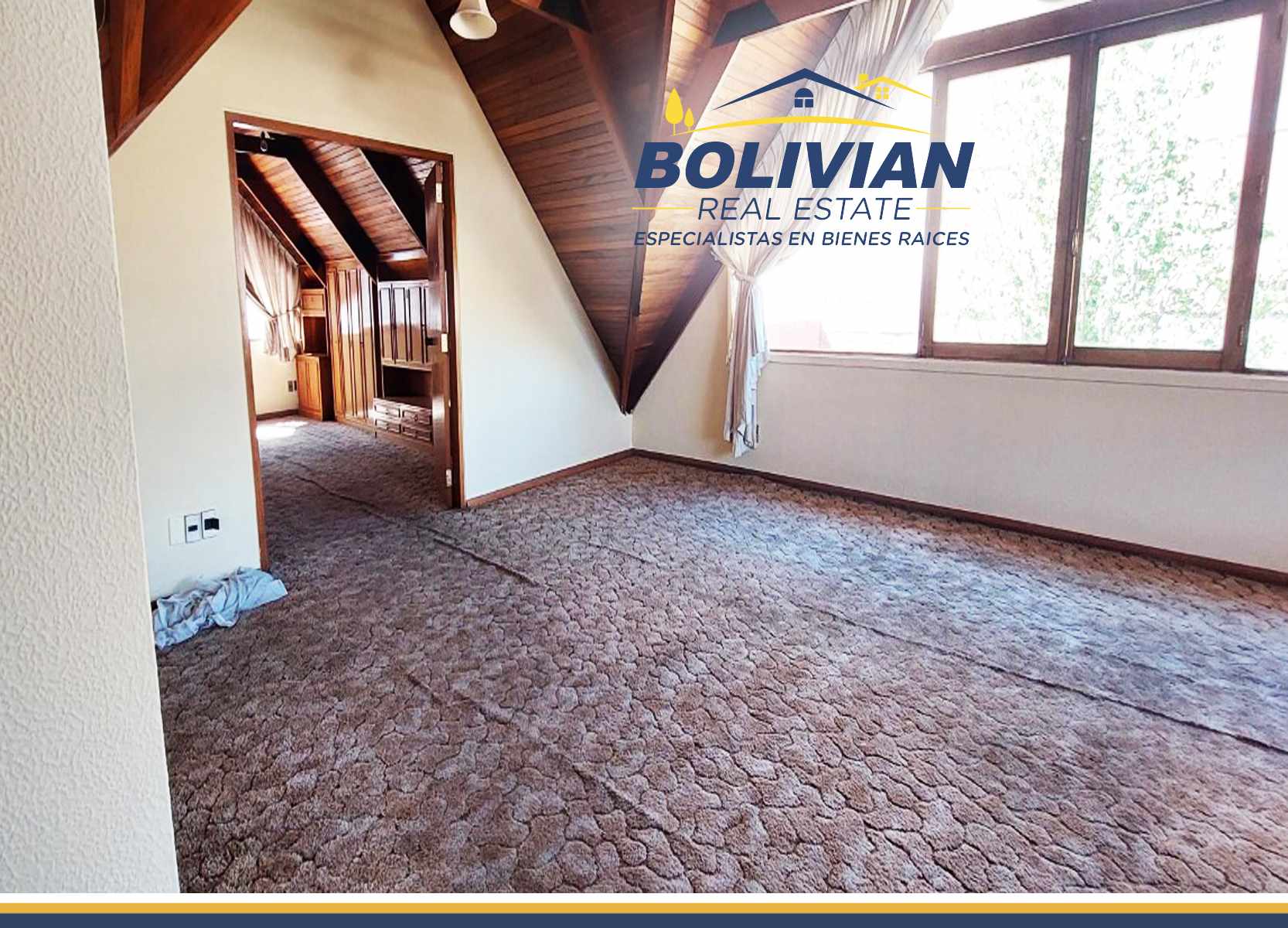 Casa en VentaIRPAVI BAJO EN VENTA CASA EN PLENA ESQUINA  Foto 9