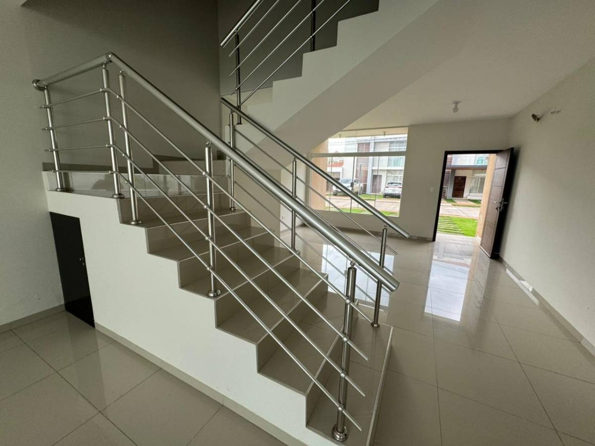 Casa en VentaCond. Barcelona Foto 6