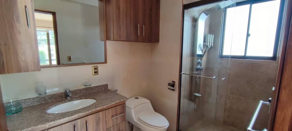 Departamento HERMOSO Y AMPLIO DEPARTAMENTO EN ALQUILER A ESTRENAR EN  CALLE 6 DE IRPAVI Y AV. COSTANERA  Foto 9