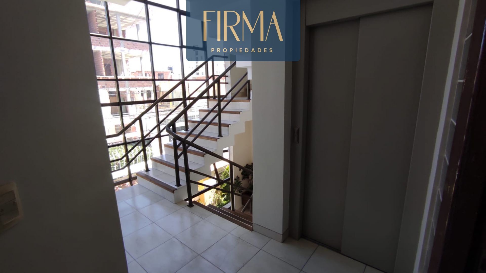 En Venta a $us 640,000 Foto 17