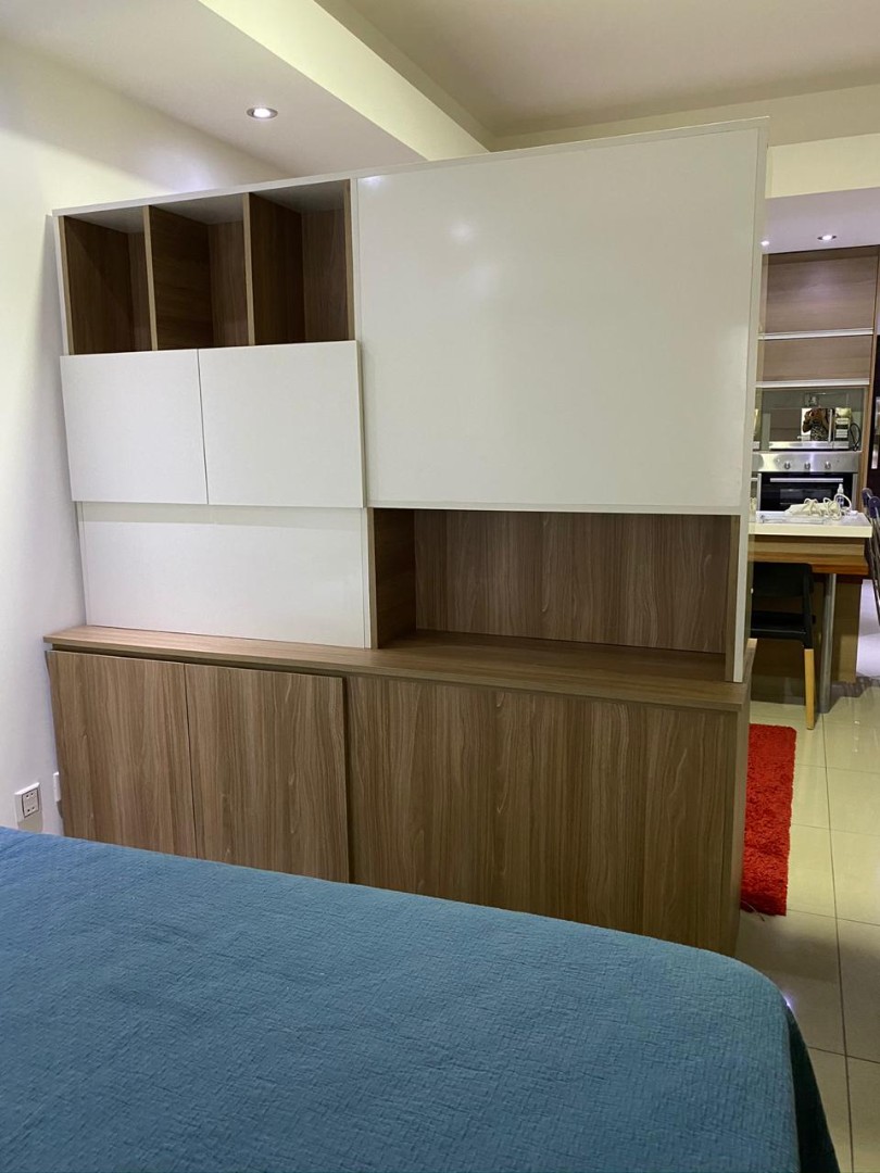 Departamento en Alquiler[CONDOMINIO ONIX| EQUIPETROL NORTE A 1 CUADRA DE MANZANA 40] ALQUILER MONOAMBIENTE AMOBLADO CON PARQUEO Y BAULERA Foto 2