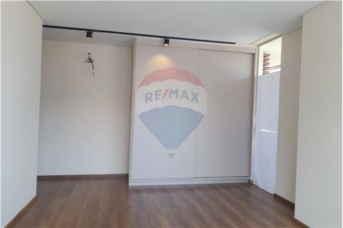 Departamento en Aranjuez en Cochabamba 3 dormitorios 4 baños 1 parqueos Foto 39