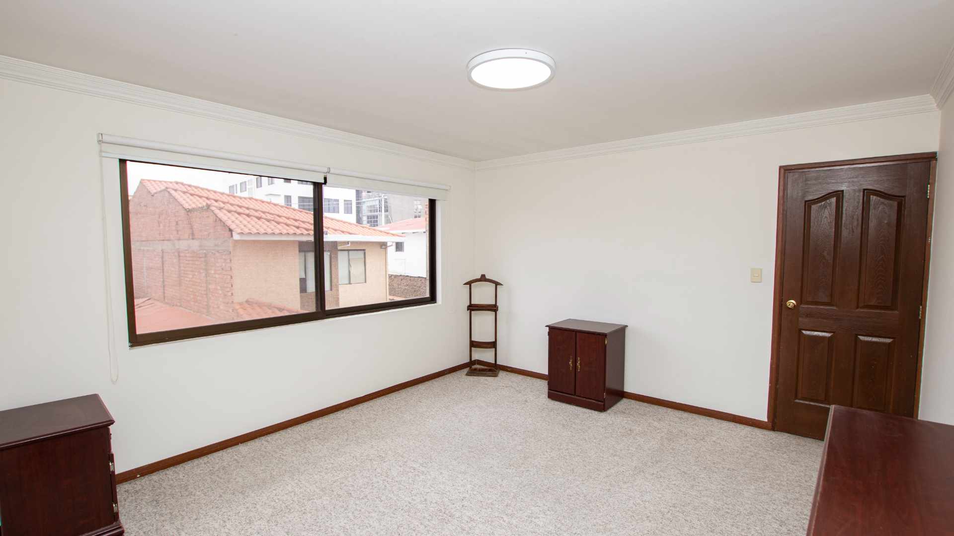 Departamento en AlquilerAv. Melchor Urquidi, Edificio Palmas II #1175 - Noreste Foto 5