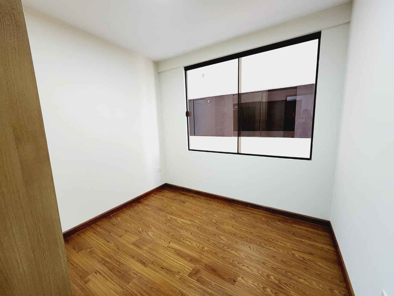 Departamento en VentaFUNCIONAL Y ECONÓMICO DEPARTAMENTO DE 3 DORMITORIOS, TORRES KRATOS, AV. BEIJING – ZONA SARCO 3 dormitorios 2 baños 1 parqueos Foto 7