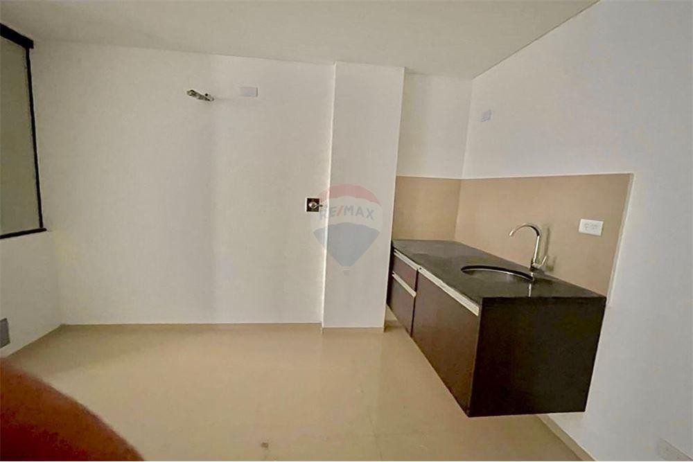 Departamento en Entre 4to y 5to anillo Norte en Santa Cruz de la Sierra 1 dormitorios 1 baños  Foto 8