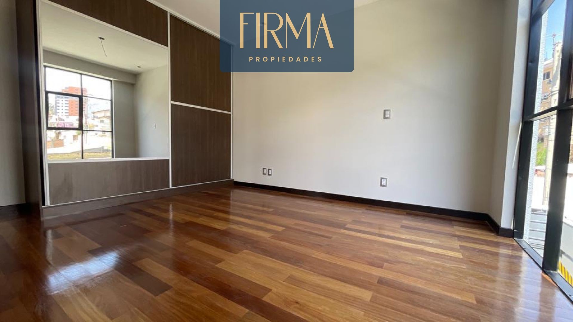 Departamento en VentaIRPAVI BAJO 3 dormitorios 3 baños 1 parqueos Foto 6