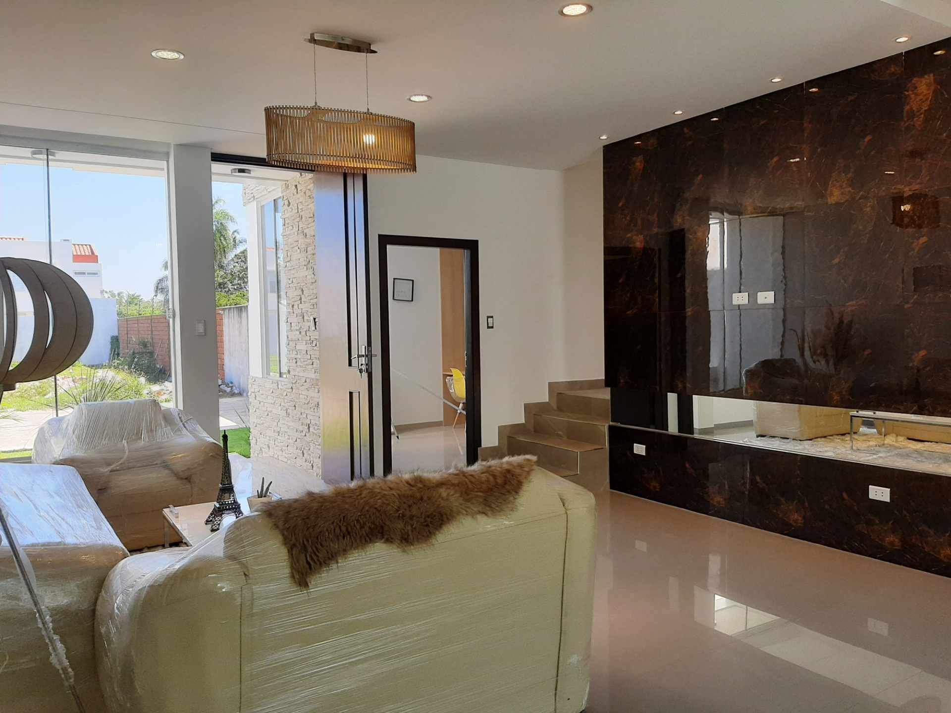 Casa en PRE VENTA Condominio CASA CLUB JARDIN Zona Norte Km 8 1/25min