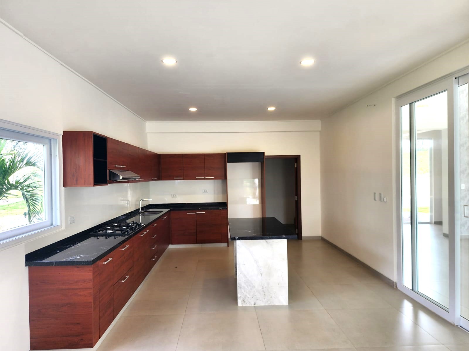 En Venta a $us 690,000 Foto 3