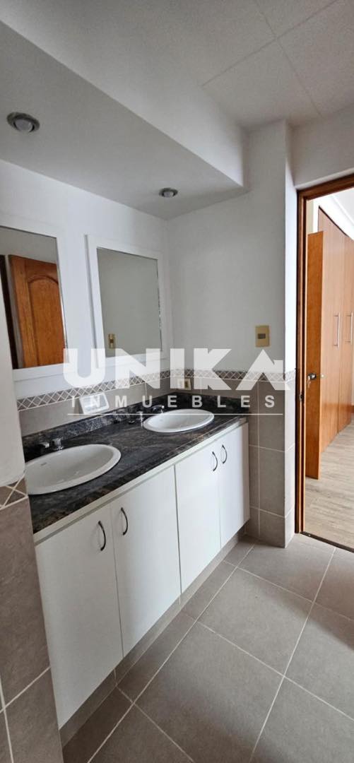 En Alquiler a Bs 10,000 Foto 12